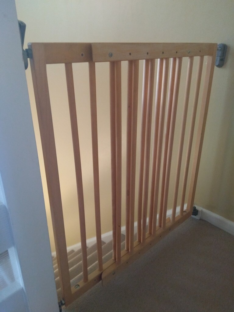 lindam extending wood gate